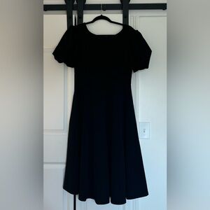 IvyCityCo Charlie Dress in Black Size M